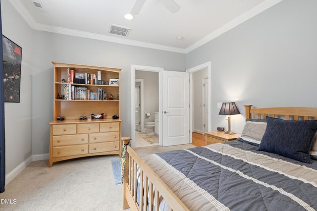 300 Lake Manor Road, Chapel Hill, NC 27516