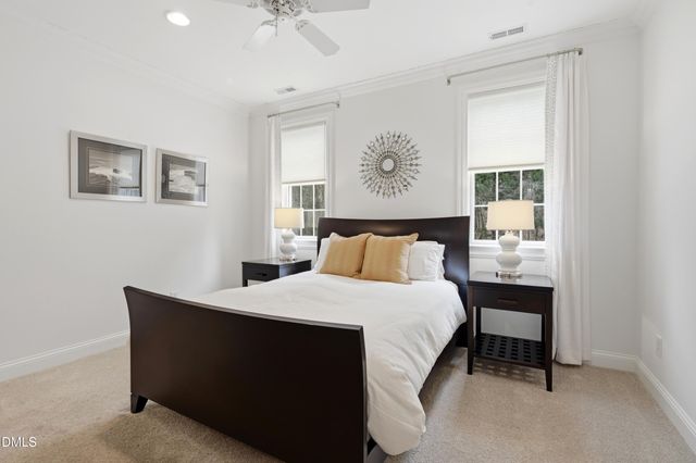 300 Lake Manor Road, Chapel Hill, NC 27516