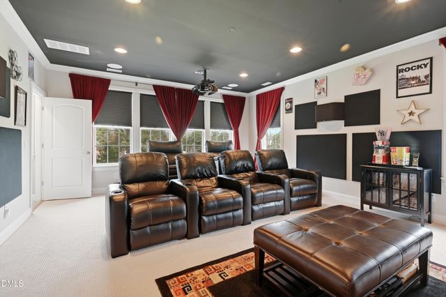 300 Lake Manor Road, Chapel Hill, NC 27516