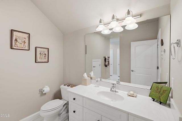 300 Lake Manor Road, Chapel Hill, NC 27516