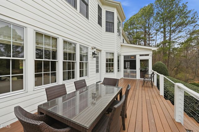 300 Lake Manor Road, Chapel Hill, NC 27516