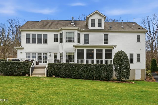 300 Lake Manor Road, Chapel Hill, NC 27516