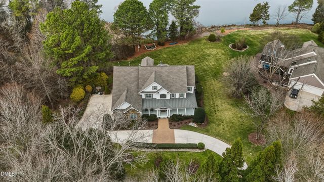 300 Lake Manor Road, Chapel Hill, NC 27516