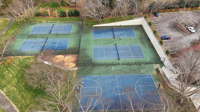 300 Lake Manor Road, Chapel Hill, NC 27516