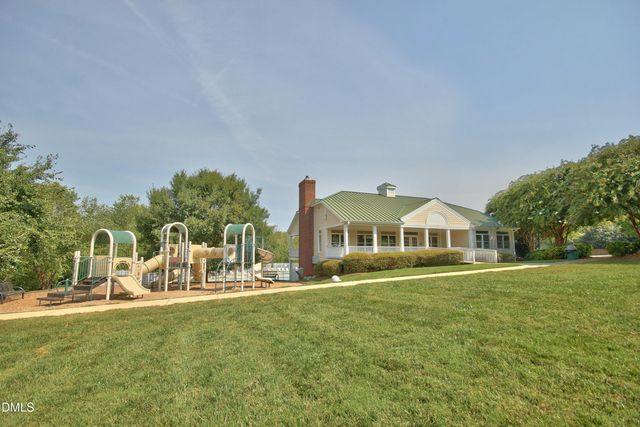 300 Lake Manor Road, Chapel Hill, NC 27516