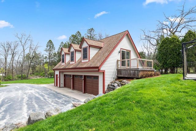 16995 Small ROAD, New Berlin, WI 53151