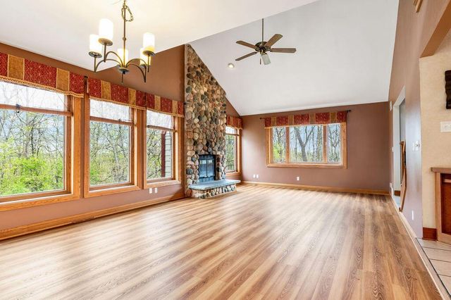16995 Small ROAD, New Berlin, WI 53151