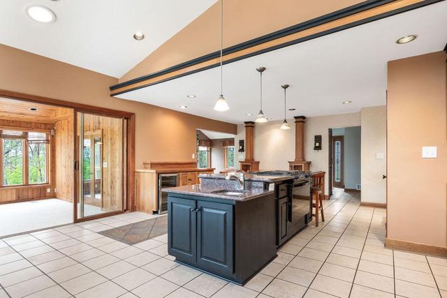 16995 Small ROAD, New Berlin, WI 53151