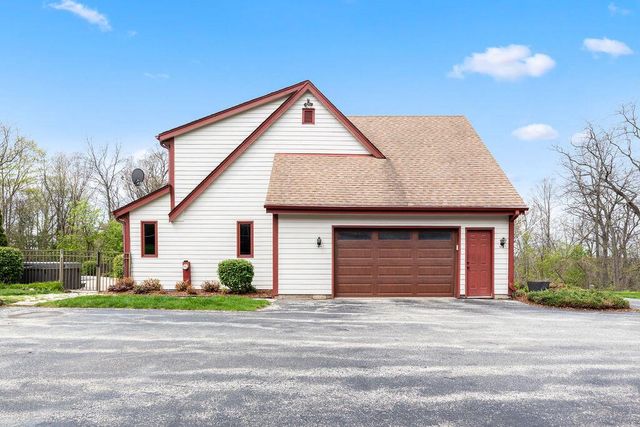 16995 Small ROAD, New Berlin, WI 53151