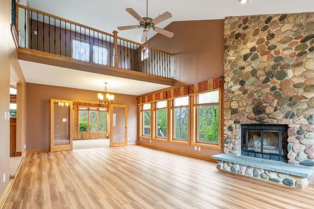 16995 Small ROAD, New Berlin, WI 53151