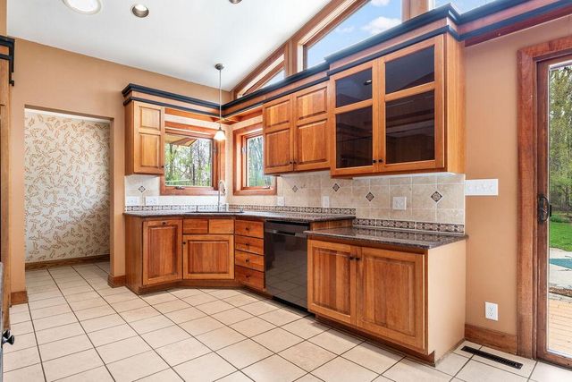16995 Small ROAD, New Berlin, WI 53151