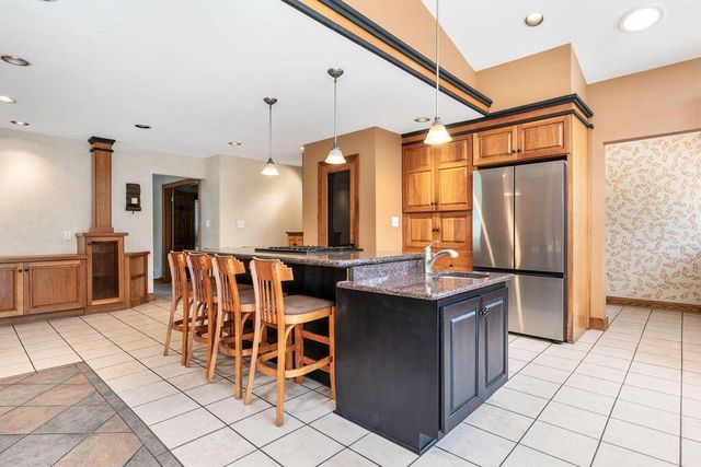 16995 Small ROAD, New Berlin, WI 53151