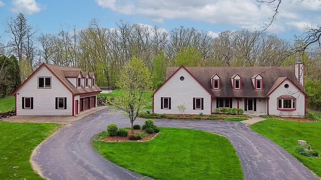 16995 Small ROAD, New Berlin, WI 53151