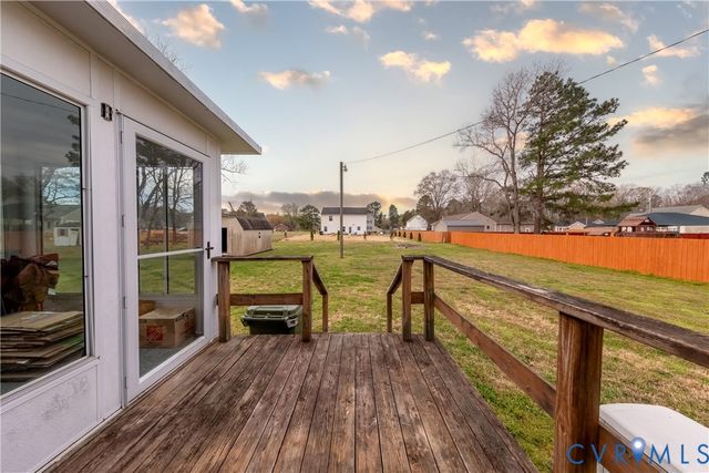 3330 Mattaponi Ave, West Point, VA 23181