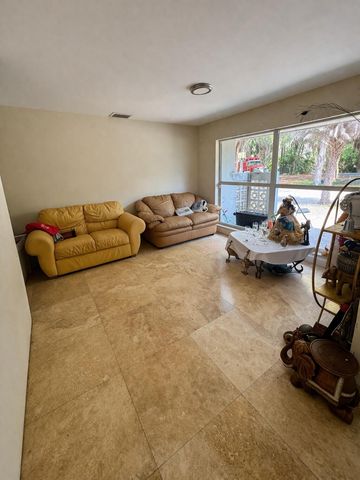 481 S 56th Ter Terrace S, West Palm Beach, FL 33415