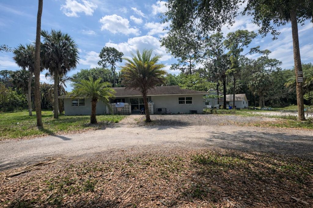 481 S 56th Ter Terrace S, West Palm Beach, FL 33415