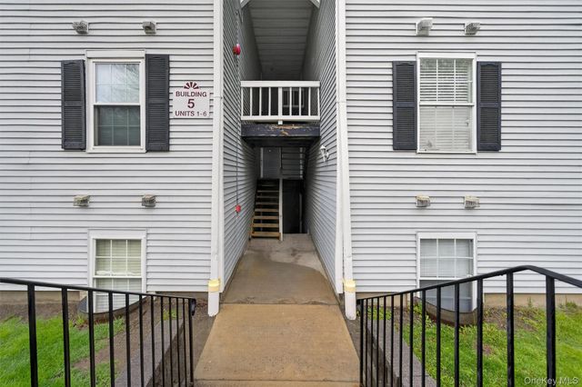 5 Lexington Hill 1, Harriman, NY 10926