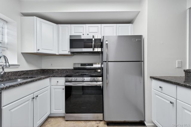 5 Lexington Hill 1, Harriman, NY 10926