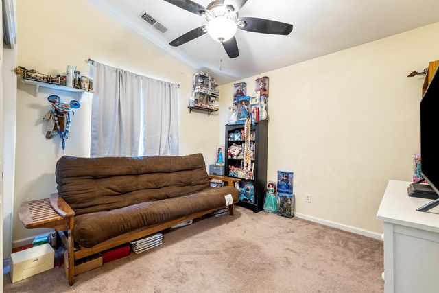 1567 Lacreta Avenue, Madera, CA 93638