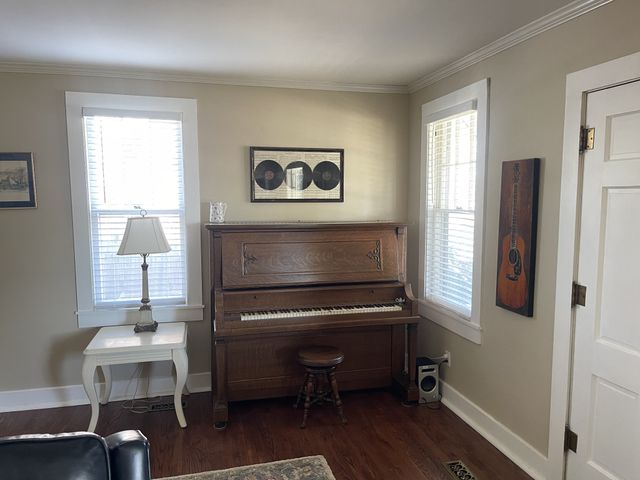 1302 Riverside Rd, Old Hickory, TN 37138