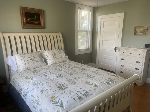 1302 Riverside Rd, Old Hickory, TN 37138