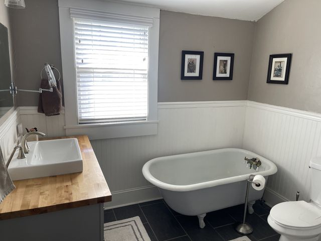 1302 Riverside Rd, Old Hickory, TN 37138