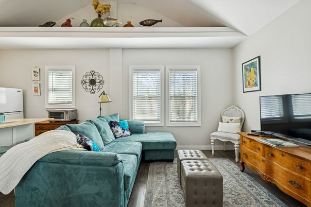 1302 Riverside Rd, Old Hickory, TN 37138