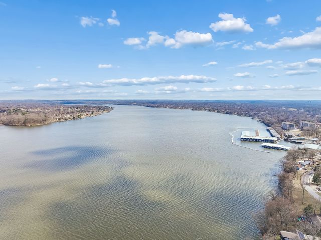 1302 Riverside Rd, Old Hickory, TN 37138