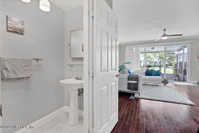 7990 BAYMEADOWS Road E 1607, Jacksonville, FL 32256