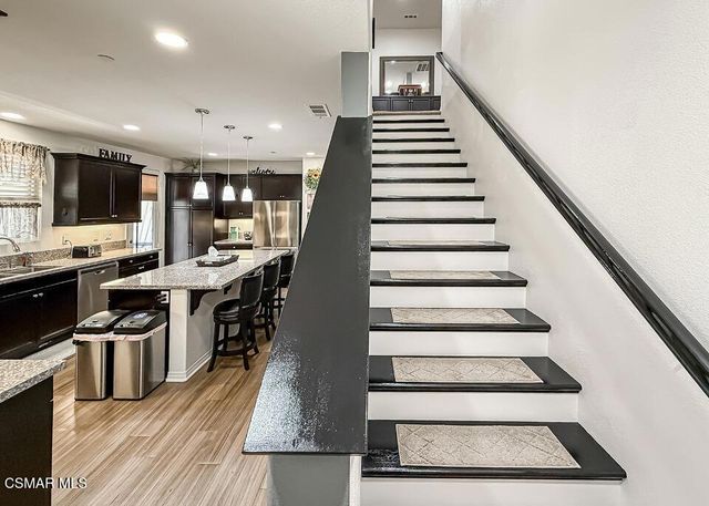 26707 Lexington Lane, Saugus, CA 91350