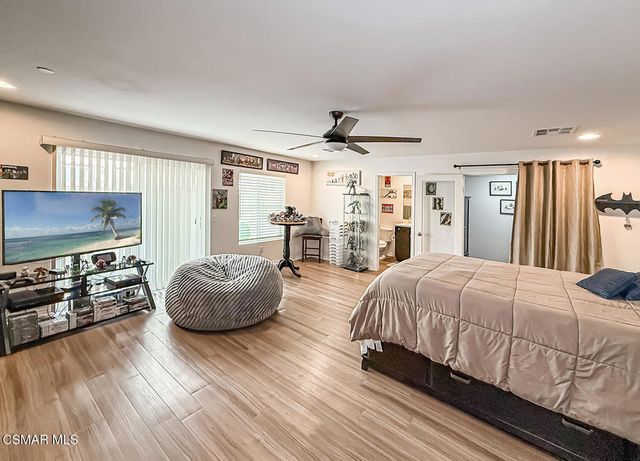 26707 Lexington Lane, Saugus, CA 91350