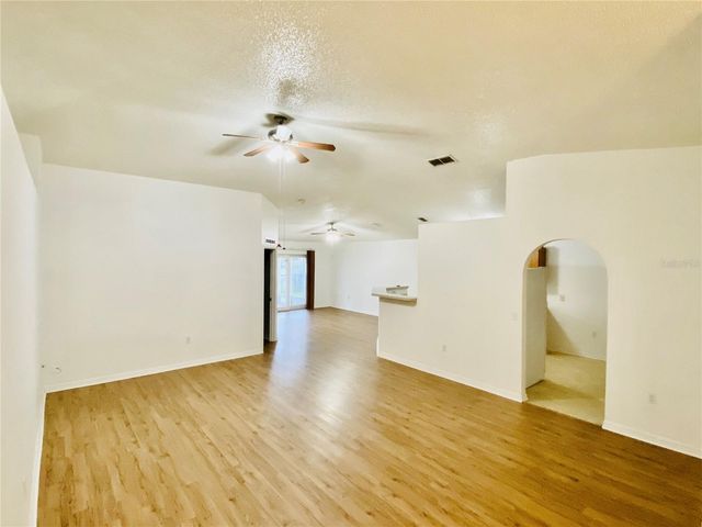 3992 WARBLER DRIVE, Winter Haven, FL 33880