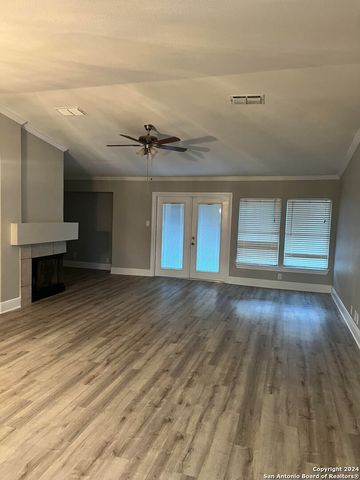 7027 Elk Trail, San Antonio, TX 78244