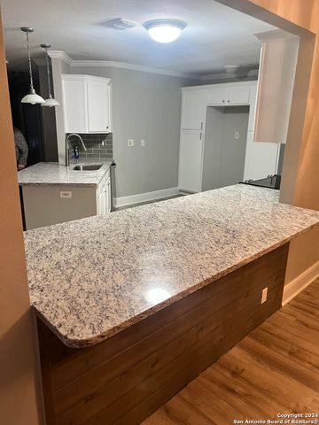 7027 Elk Trail, San Antonio, TX 78244