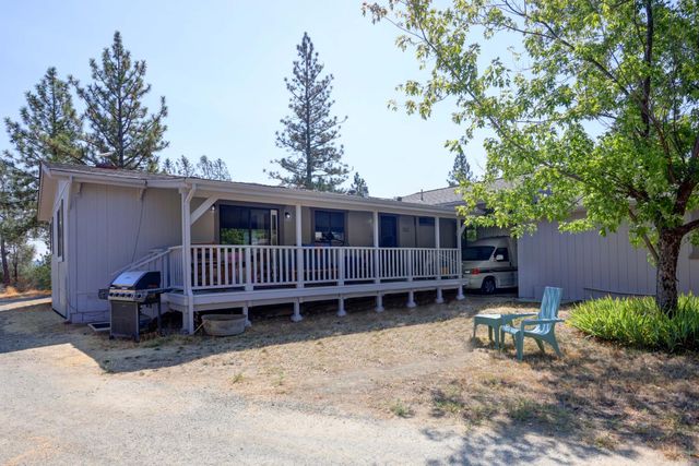 14526 McCourtney Rd, Grass Valley, CA 95949
