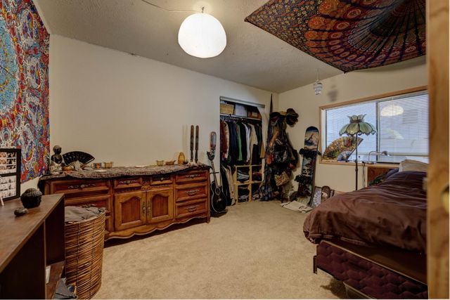 14526 McCourtney Rd, Grass Valley, CA 95949