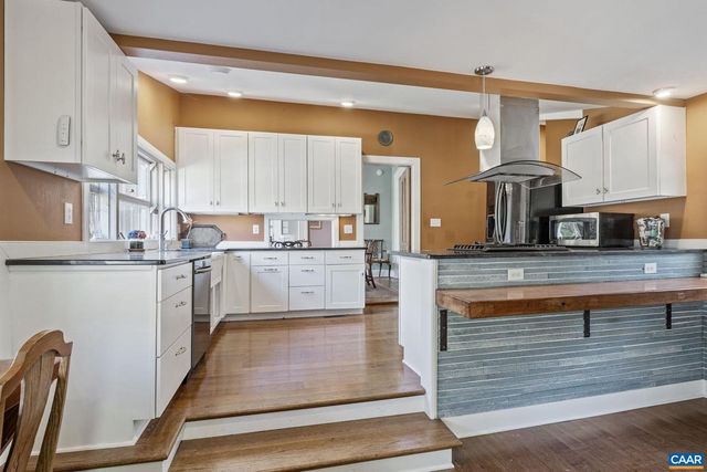 5515 GORDONSVILLE RD, Keswick, VA 22947