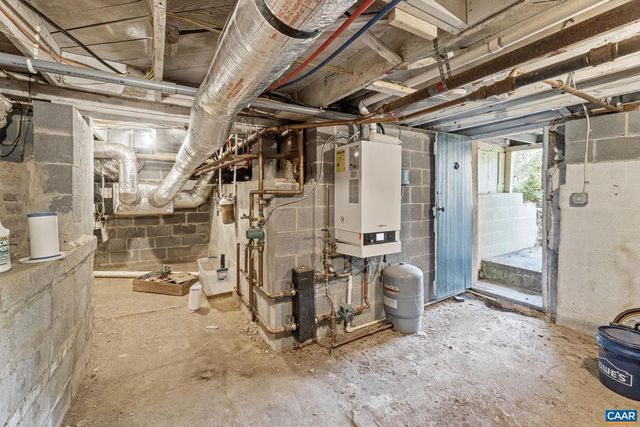 5515 GORDONSVILLE RD, Keswick, VA 22947