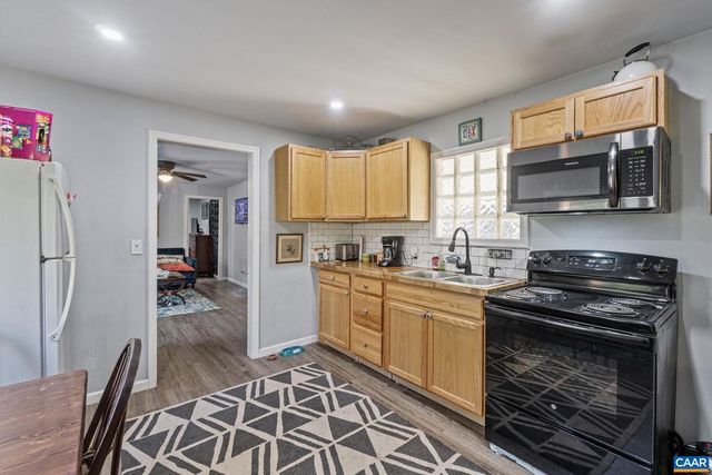 5515 GORDONSVILLE RD, Keswick, VA 22947