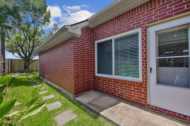 5714 Overton Park Drive, Katy, TX 77450