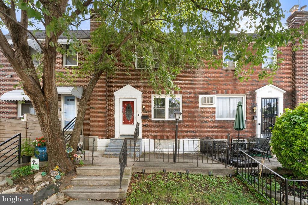 2038 S 69TH ST, PHILADELPHIA, PA 19142 — photo 2