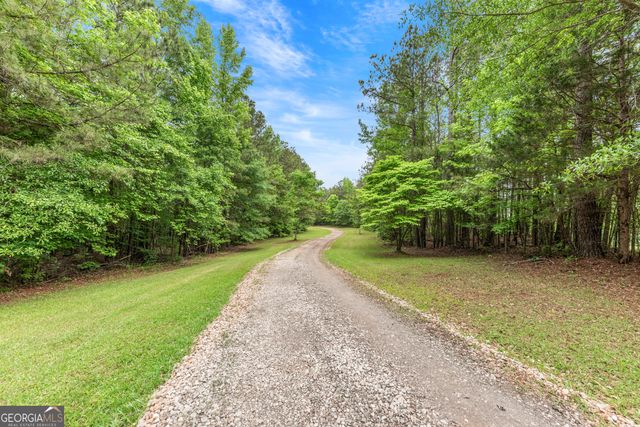 1370 Deerwood Drive, Madison, GA 30650