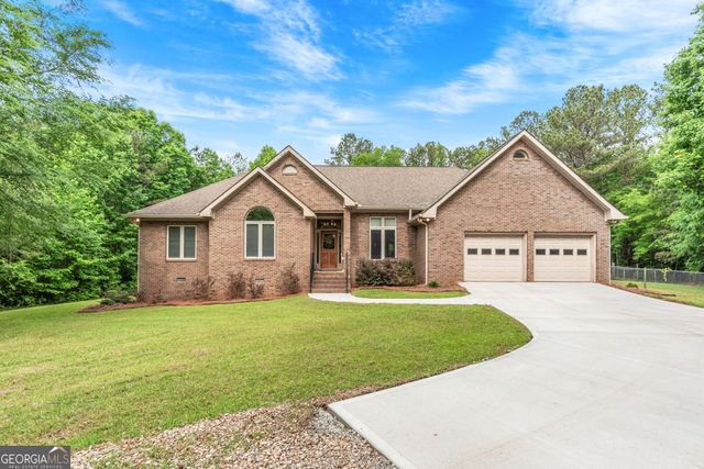 1370 Deerwood Drive, Madison, GA 30650