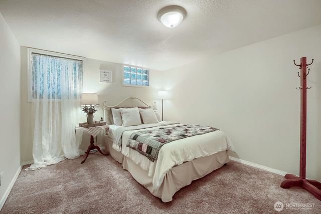 909 SW Langston Road, Renton, WA 98057