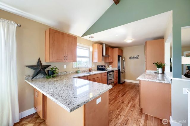 909 SW Langston Road, Renton, WA 98057