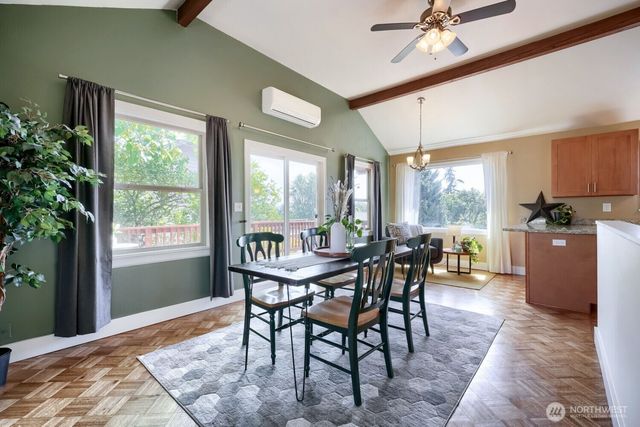 909 SW Langston Road, Renton, WA 98057
