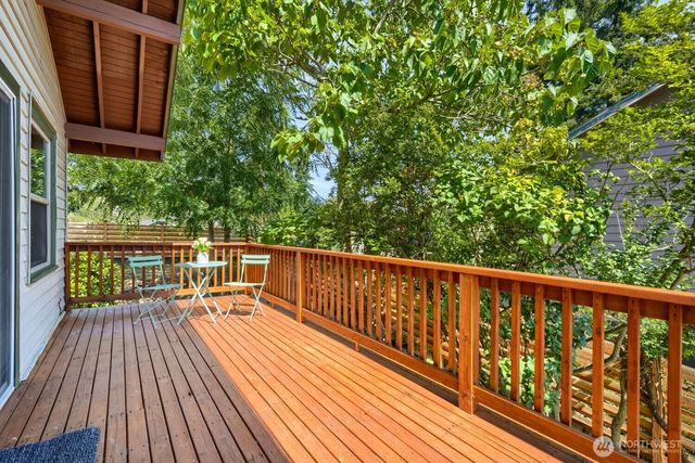909 SW Langston Road, Renton, WA 98057