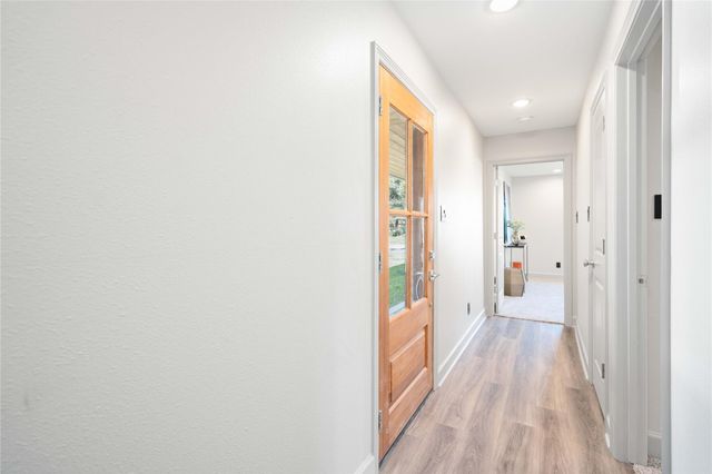 10111 Brinwood Drive, Houston, TX 77043
