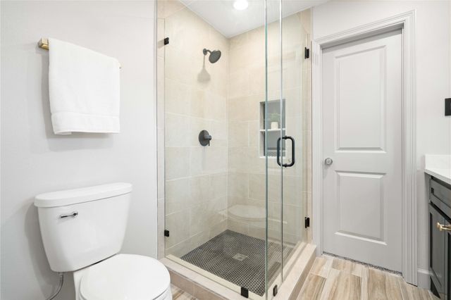 10111 Brinwood Drive, Houston, TX 77043