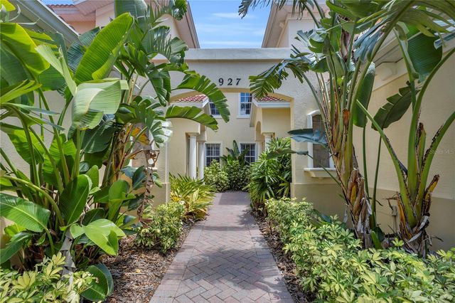 927 RIVER BASIN COURT 201C, Bradenton, FL 34212